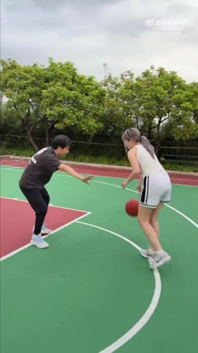 球迷:我要有这种球友 我是不会那么早放弃这项运动的